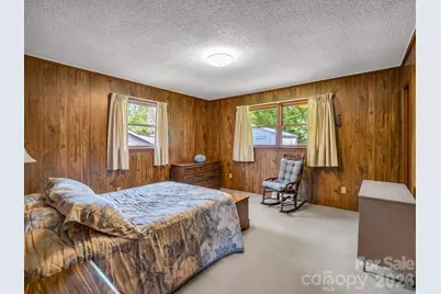 121 Greenfield Lane, Hendersonville, NC 28792 - Photo 24