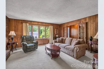 121 Greenfield Lane, Hendersonville, NC 28792 - Photo 16