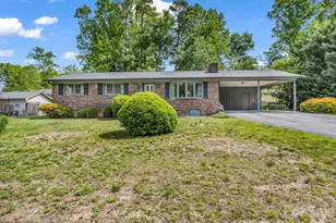 121 Greenfield Ln, Hendersonville, NC 28792 - Photo 6
