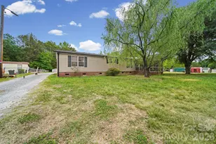 2411 Shoal Creek Church Rd, Shelby, NC 28152 - Photo 2