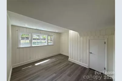 3927 Sharon View Road, Charlotte, NC 28226 - Photo 8
