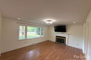 3927 Sharon View Rd, Charlotte, NC 28226 - Photo 2