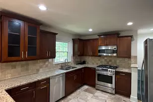 3927 Sharon View Rd, Charlotte, NC 28226 - Photo 6