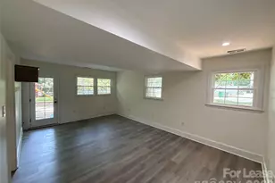 3927 Sharon View Rd, Charlotte, NC 28226 - Photo 10