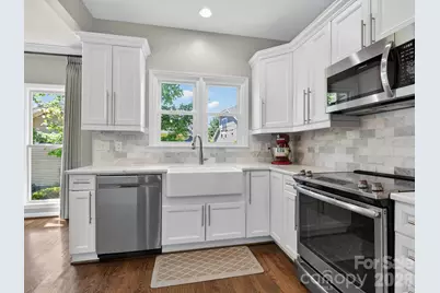 2204 Winthrop Avenue, Charlotte, NC 28203 - Photo 12