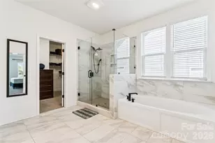 1022 Harbor Bay Dr, Fort Mill, SC 29707 - Photo 44