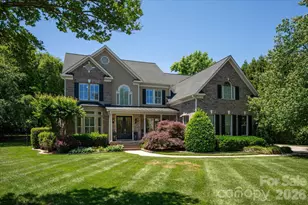 9223 Skipaway Dr, Waxhaw, NC 28173 - Photo 2