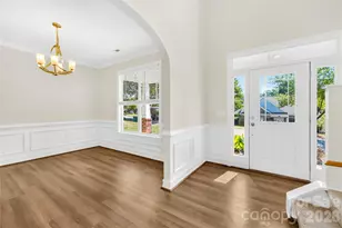 20236 Colony Point Ln, Cornelius, NC 28031 - Photo 6