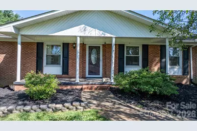 2596 Sweetbriar Circle, Lenoir, NC 28645 - Photo 2
