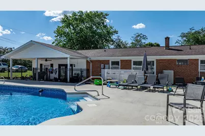 2596 Sweetbriar Circle, Lenoir, NC 28645 - Photo 34
