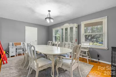 2596 Sweetbriar Circle, Lenoir, NC 28645 - Photo 12