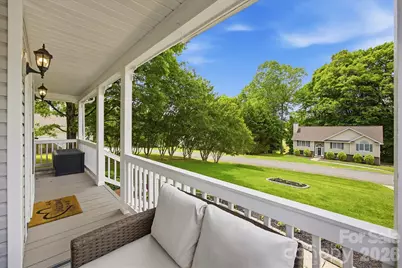 612 35th Street NE, Conover, NC 28613 - Photo 14