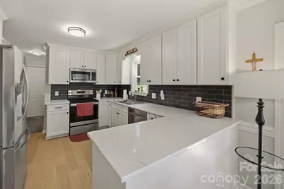 612 35th Street NE, Conover, NC 28613 - Photo 22