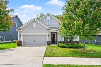 141 Hanks Bluff Drive, Mooresville, NC 28117 - Photo 2
