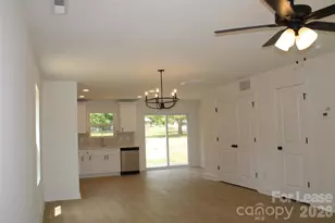 574 W Park Ave, Mooresville, NC 28115 - Photo 8