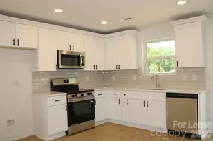 574 W Park Ave, Mooresville, NC 28115 - Photo 2