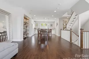 1740 Pat Garrett St, Charlotte, NC 28206 - Photo 8