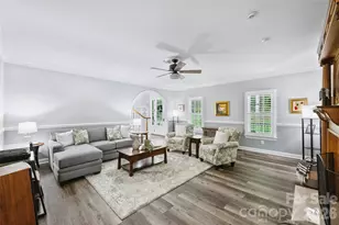 9470 Hutchinson Ln, Charlotte, NC 28216 - Photo 12