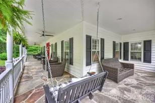 9470 Hutchinson Ln, Charlotte, NC 28216 - Photo 6