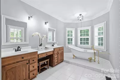 9470 Hutchinson Lane, Charlotte, NC 28216 - Photo 28