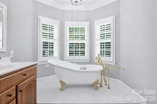 9470 Hutchinson Ln, Charlotte, NC 28216 - Photo 28
