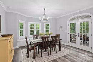 9470 Hutchinson Ln, Charlotte, NC 28216 - Photo 12