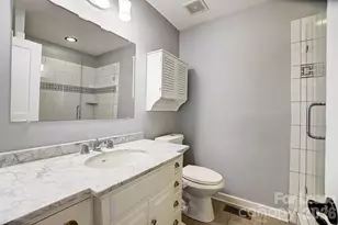 1724 Dunkirk Dr, Charlotte, NC 28203 - Photo 28