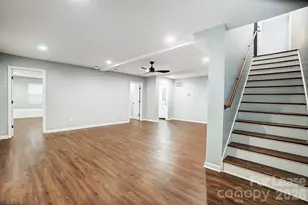 1724 Dunkirk Dr, Charlotte, NC 28203 - Photo 30