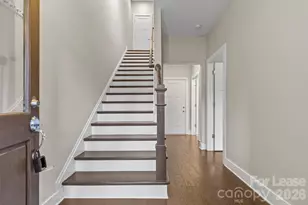 129 Grandin Rd, Charlotte, NC 28208 - Photo 6