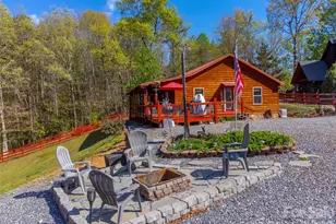 30 Sleepy Bear Rdg, Whittier, NC 28789 - Photo 2