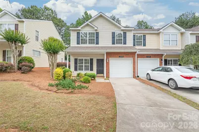 15583 Stronvar House Lane, Charlotte, NC 28277 - Photo 2
