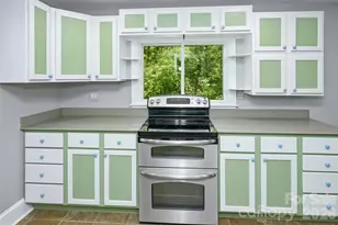 70 Cedar St, Asheville, NC 28803 - Photo 10