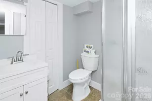 70 Cedar St, Asheville, NC 28803 - Photo 32