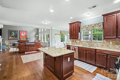125 Lakeshore Hills Drive, Mooresville, NC 28117 - Photo 12