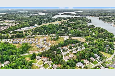 125 Lakeshore Hills Drive, Mooresville, NC 28117 - Photo 38