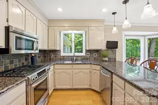 204 Bay Shore Dr, Belmont, NC 28012 - Photo 12