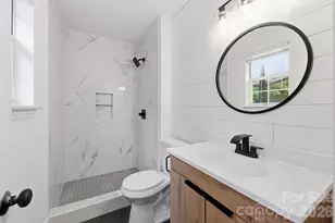 1221 Capps Hollow Dr, Charlotte, NC 28216 - Photo 18