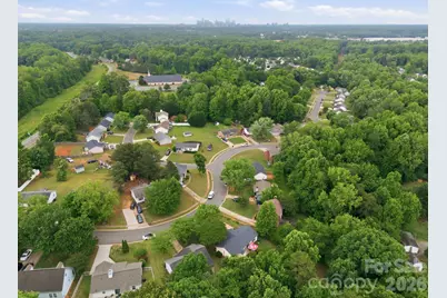 1221 Capps Hollow Drive, Charlotte, NC 28216 - Photo 20