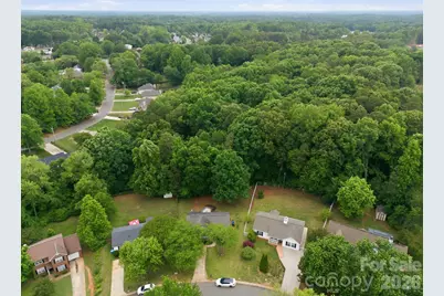 1221 Capps Hollow Drive, Charlotte, NC 28216 - Photo 32