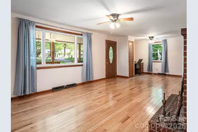 146 Fairmont Road, Candler, NC 28715 - Photo 6