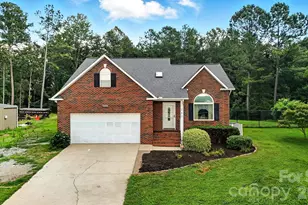 157 Whittington Ridge Dr, Taylorsville, NC 28681 - Photo 2