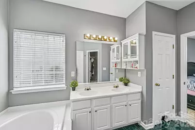 5755 Cambridge Bay Drive, Charlotte, NC 28269 - Photo 28