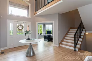 153 Mills Pl, Asheville, NC 28804 - Photo 6