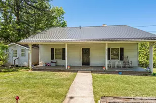 1121 N Canton Rd, Canton, NC 28716 - Photo 2