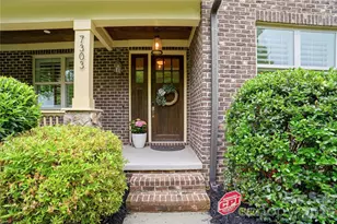7303 Sheffingdell Dr, Charlotte, NC 28226 - Photo 2