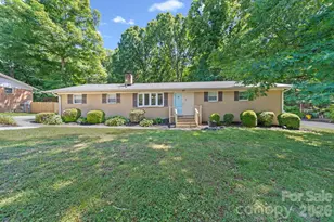 217 Robinson Ave, Matthews, NC 28104 - Photo 1