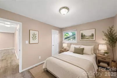 5045 Curtiswood Drive, Charlotte, NC 28213 - Photo 8