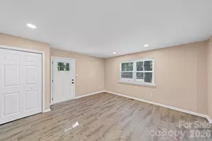 5045 Curtiswood Dr, Charlotte, NC 28213 - Photo 12