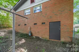5045 Curtiswood Dr, Charlotte, NC 28213 - Photo 30