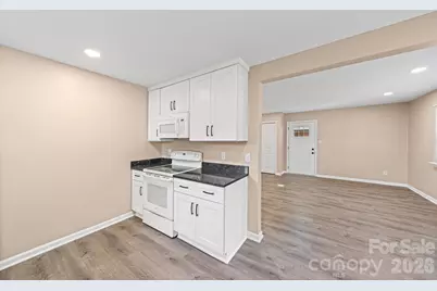 5045 Curtiswood Drive, Charlotte, NC 28213 - Photo 16